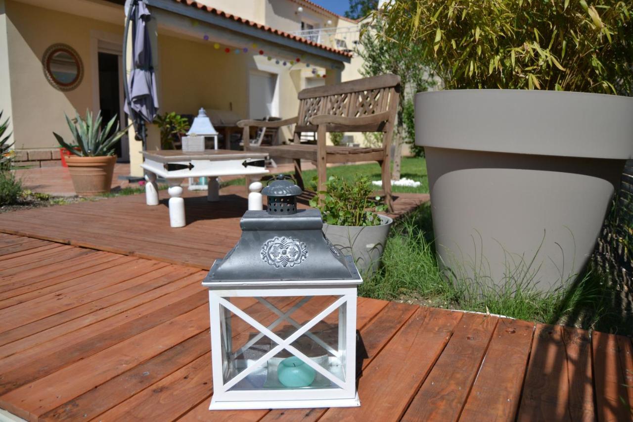 B & B "Les Charmettes" Vedene Bagian luar foto