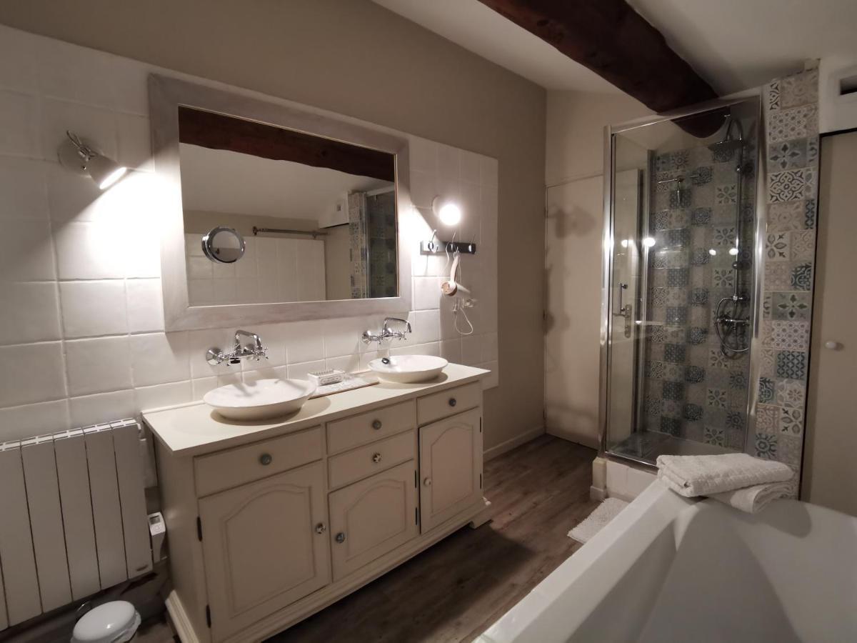 B & B "Les Charmettes" Vedene Bagian luar foto